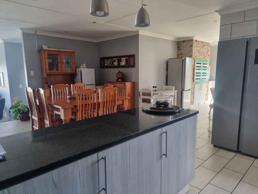 3 Bedroom Property for Sale in Dana Bay Western Cape